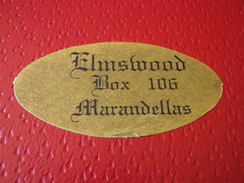 RHODESIAN ARMY FRAMES PIC OF UNIT BADGES - MADE ELMSWOOD, MARANDELLAS - 32.5mm X 32.5mm  (8308)