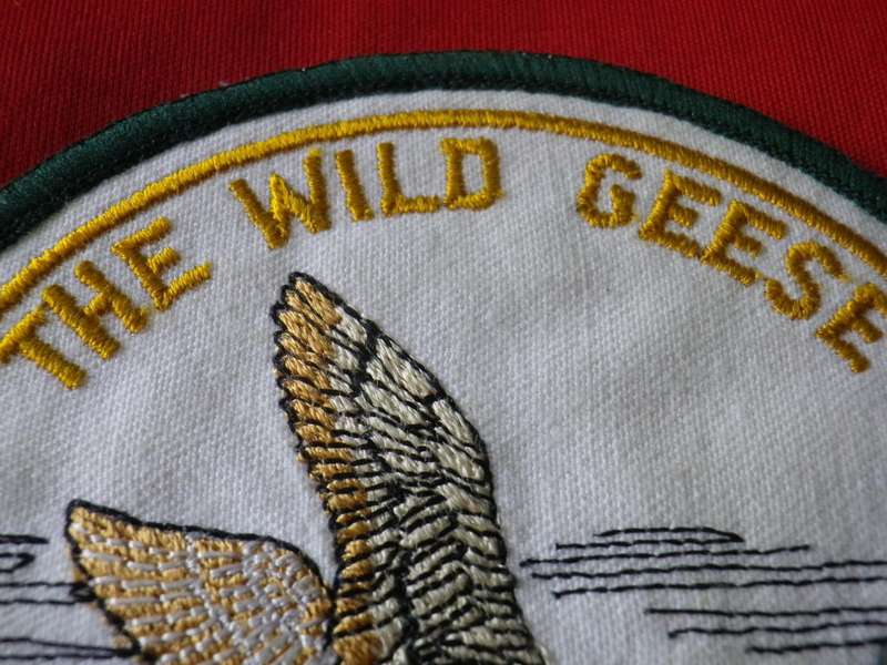 SA - `THE WILD GEESE` ORIGINAL EMBROIDERED PATCH - 10.6mm OD - READ MORE BELOW (4155)