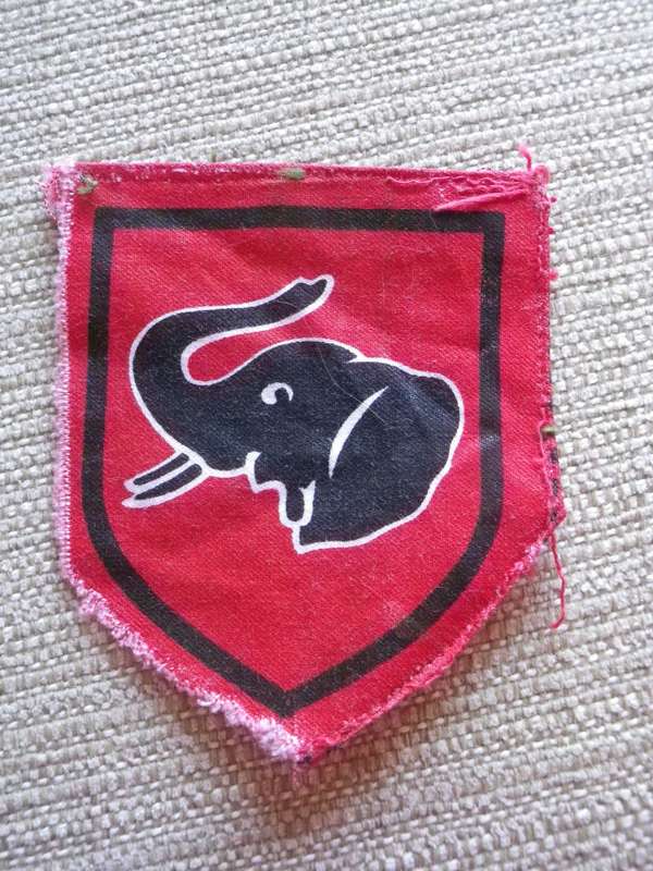 RHODESIAN ARMY - 1 BRIGADE (MATABELELAND) PRINTED  SHOULDER PATCH.     (8386)