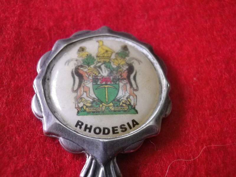 RHODESIA - SILVER PLATED TEASPOON - MADE CAPRICE, NEW ZEALAND      (8414)