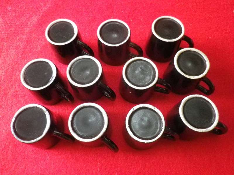 RHODESIAN ARMY UNITS - LOT 11 X MINI COFFEE MUGS  - HEIGHT 5.5cm -   (8440)