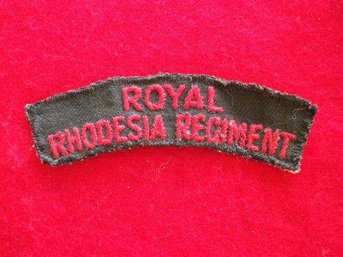 RHODESIA - ROYAL RHOD REGT SHOULDER TITLE, WORN 1965-1970