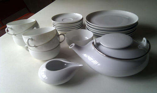 21-piece Arzberg tea set