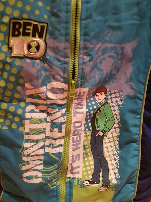 Really Cool Kids Ben 10 Padded Jacket with Hoodie / In Excellent Condition / Like New! / Bargain Bid