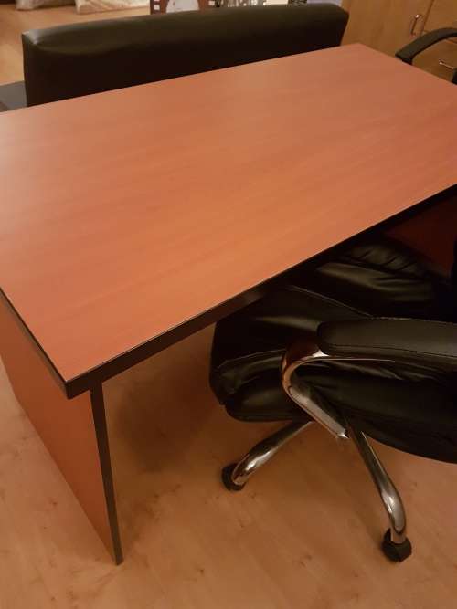 Office Desks / 4 Available for Bidding On / Bargain Starting Bid / In Excellent Condition!