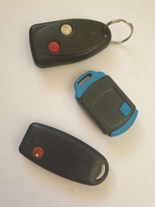 Bulk Lot of 3 x Remotes