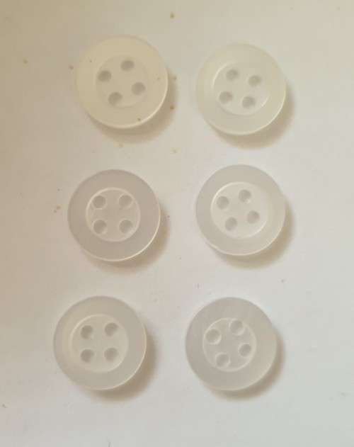 Clear Buttons (6 piece) Ideal for Sewing / Scrap booking / Mosaic