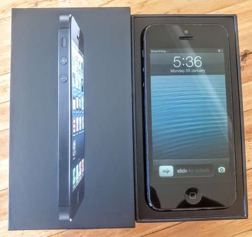 Apple iPhone 5 32GB Colour: Black in Excellent Condition