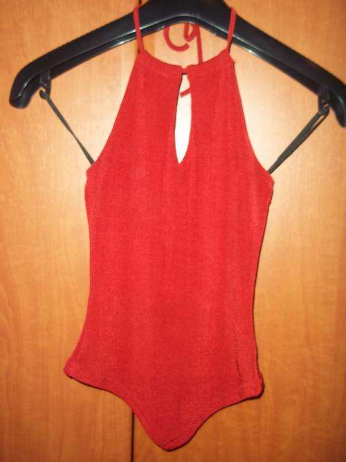 Really sexy red halter neck top!!!