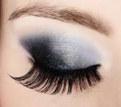 Quality brand: Avory Shlain False Eyelashes - comes with glue