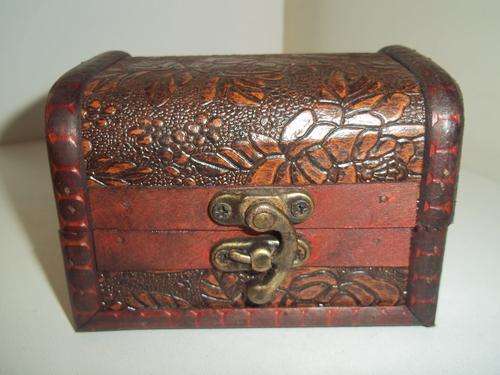 Decorative wooden box