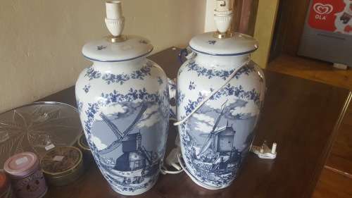 2 x beautiful Blue and White Lamps