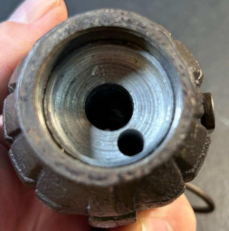 World War 2 Mills Hand Grenade Complete ( Inert - Deactivated ) - Mills Bomb