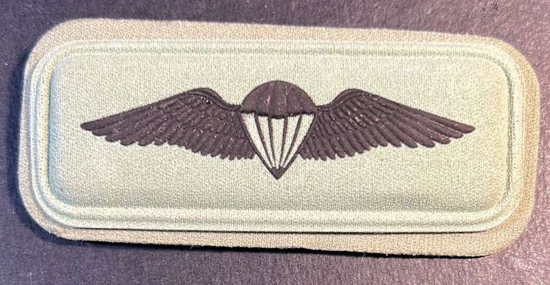 SA Army Basic Parachute Breast Badge