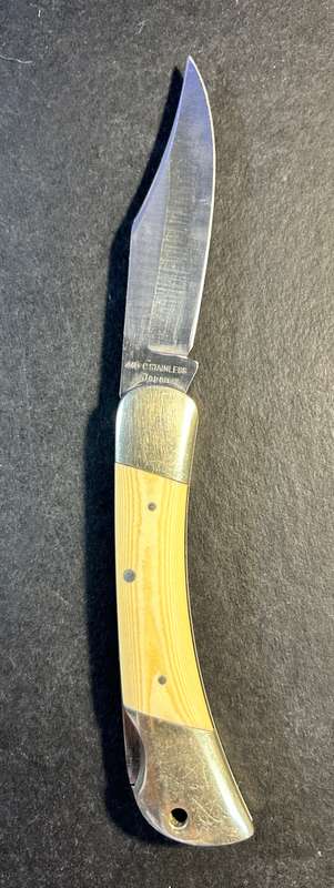 IC Cut Pocket Knive