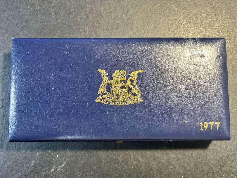 1977 short proof set.