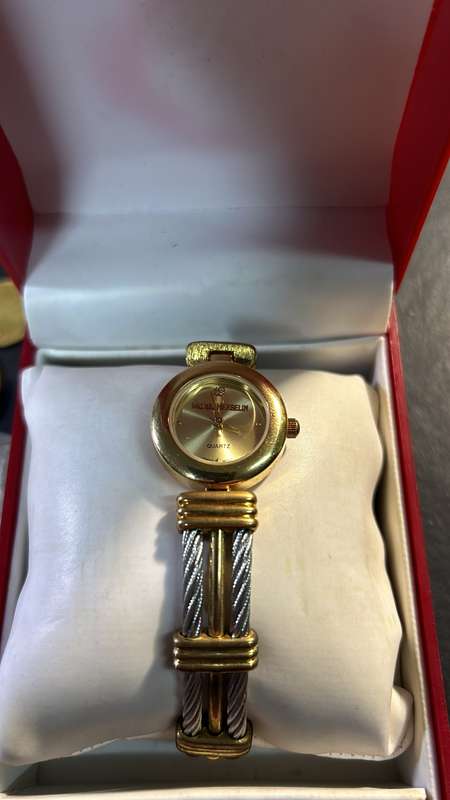 Michel Herbelin ladies watch L3778