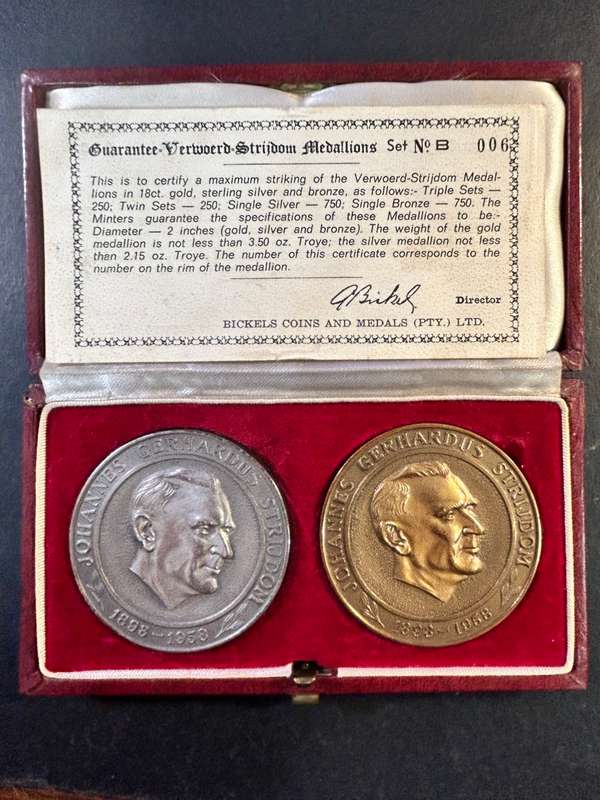 Verwoerd Strijdom 1958 medallion set