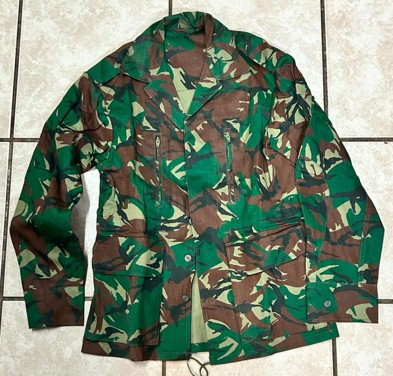 SADF - Recce Copy Renamo Camo Jacket ( Mint and Unworn ) Size Medium