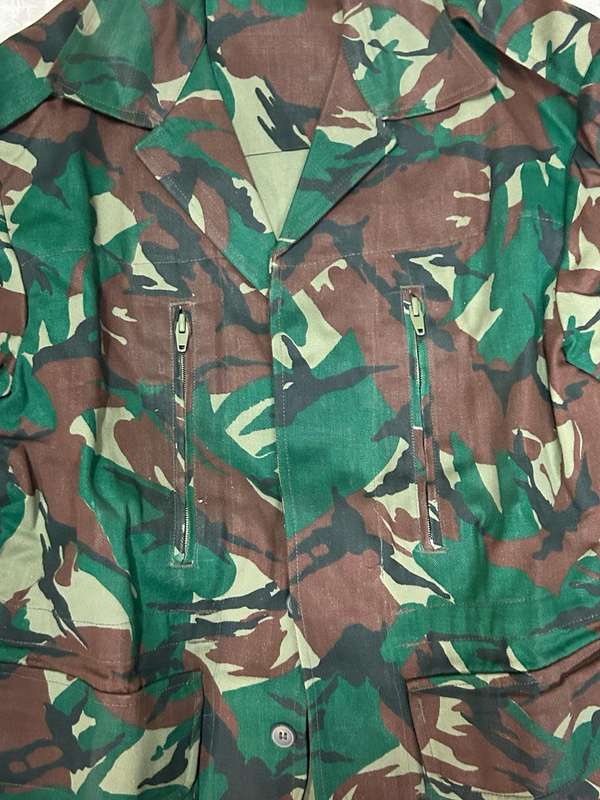SADF - Recce Copy Renamo Camo Jacket ( Mint and Unworn ) Size Medium