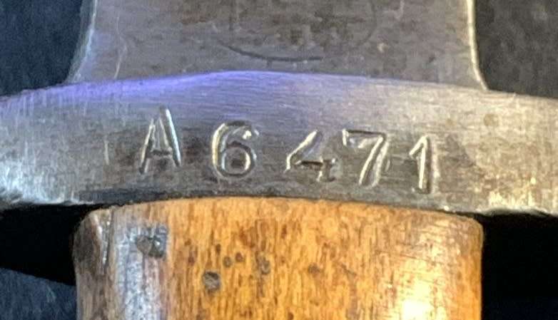 Bayonet as per Images (A6471) - No Scabbard