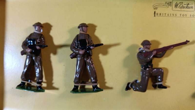 Die Cast Model - Britains Toy Soldiers Infantry ( Special Collectors Edition )