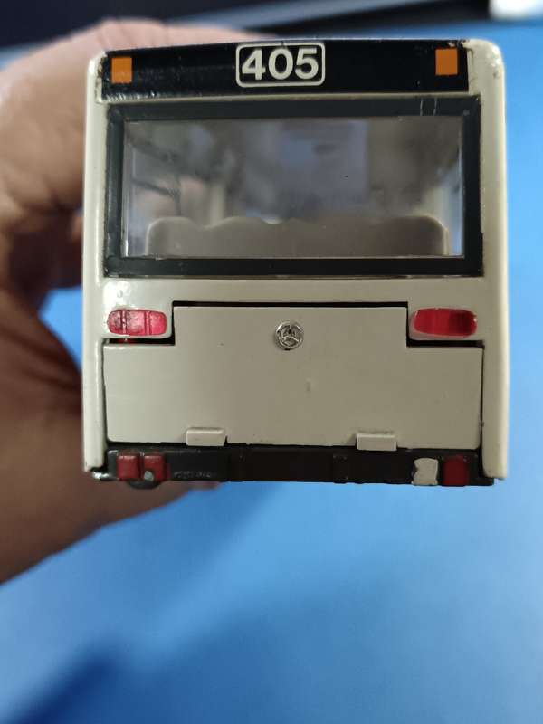 NZG Rathaus Bus