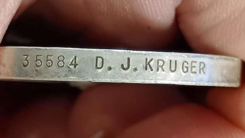 Full Size World War To Pair : Kruger