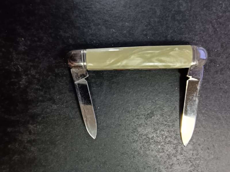 Richards 1953 Coronation Pocket Knife