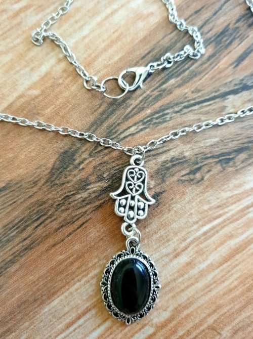 Hamsa Hand & Organic Black Onyx Crystal Necklace, Organic Gemstone Jewellery, Hamza Hand Pendant