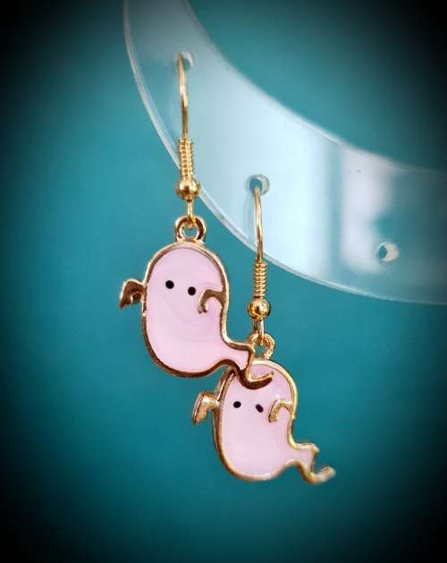 Ghost Pastel Goth Earrings - Purple