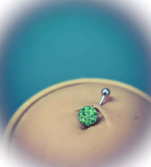 Light Green Shamballa Bellyring Piercing