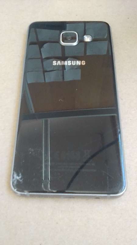 Samsung A3 16GB Smsrtphone