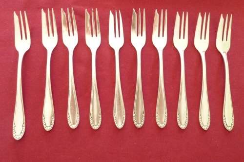 Set of 10 silver plated cake forks