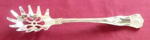 Kings pattern spaghetti spoon
