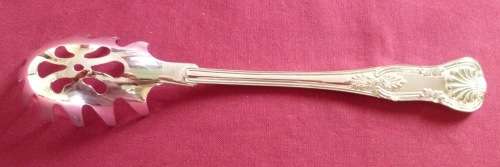 Kings pattern spaghetti spoon
