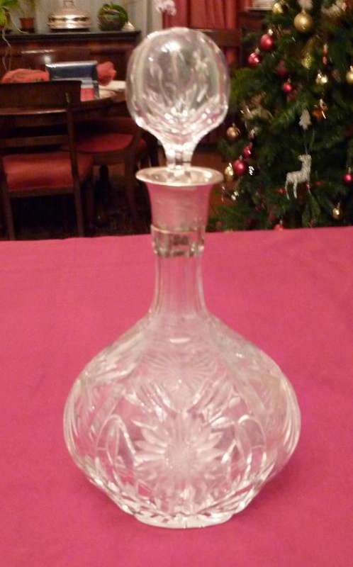 Beautiful cut crystal decanter - silver collar