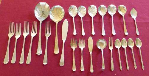 Collection of cutlery