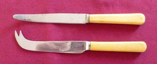 Bone handled cheese knife and grapefruit knife (lot L)