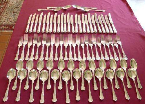Canteen of kings pattern cutlery - for 12