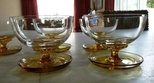 Set of eight 1950s amber stemmed starter or dessert bowls