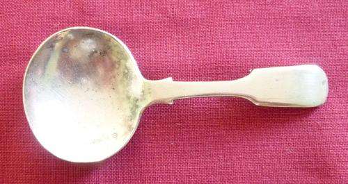 Victorian silver plated caddy spoon