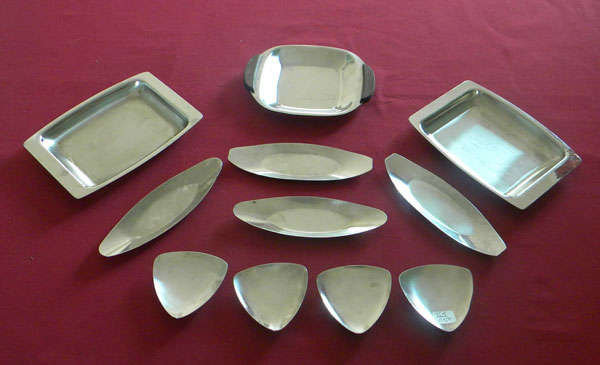 Collection of stainless steel dishes - 50s style