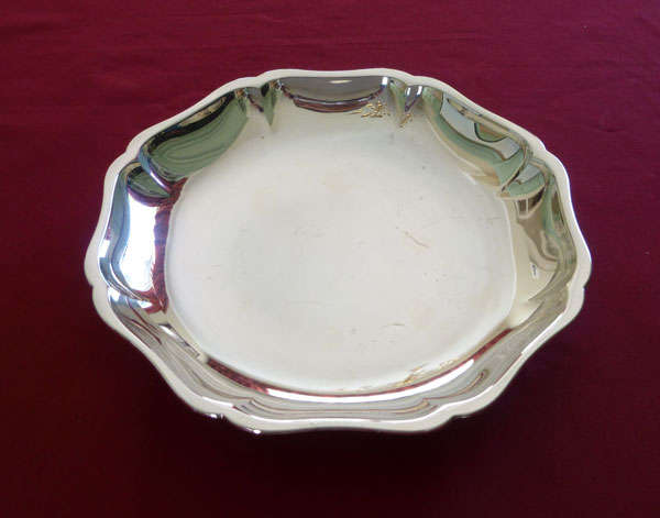 Silver plated platter or fruit bowl