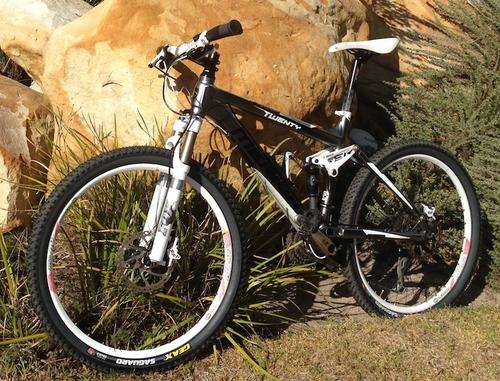 Merida One-Twenty HFS 1000-D Full Suspension