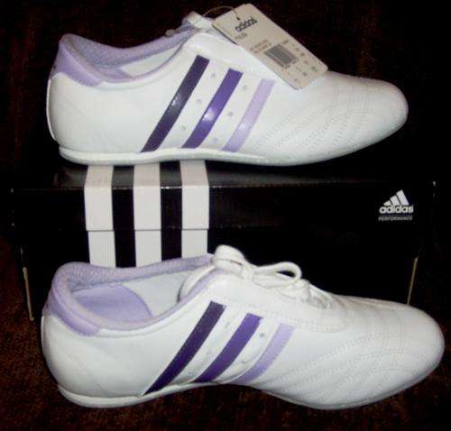100% ORIGINAL LADIES ADIDAS SNEAKERS-SIZE 6