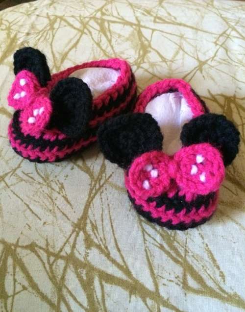 Crocheted Cartoon Baby Shoes (Minnie Mouse)