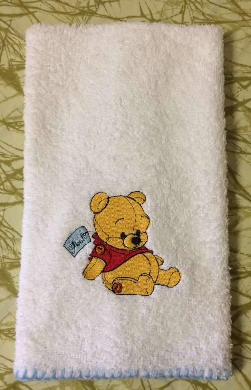 Winnie the Pooh Burp Nappy (Spoegdoek)