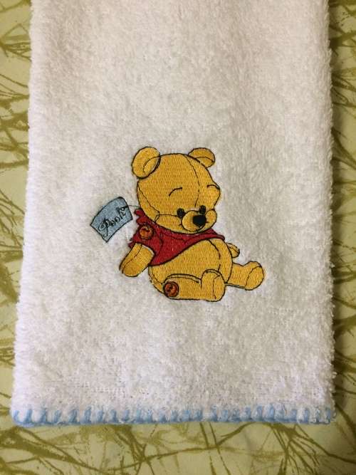 Winnie the Pooh Burp Nappy (Spoegdoek)