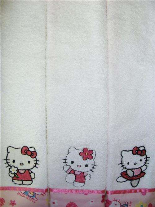 Hallo Kitty Burp Nappy Set of 3 - Lovely Gift!